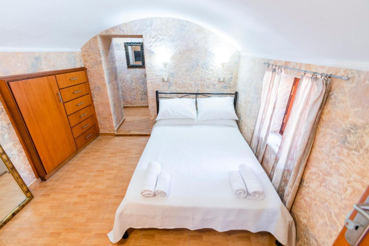 Eirini Apartment Symi Exterior photo