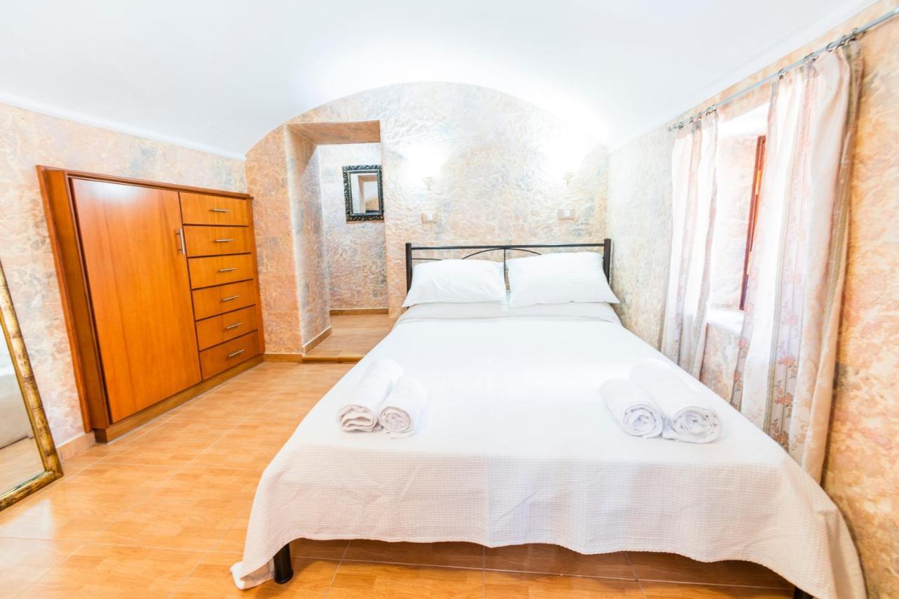 Eirini Apartment Symi Exterior photo