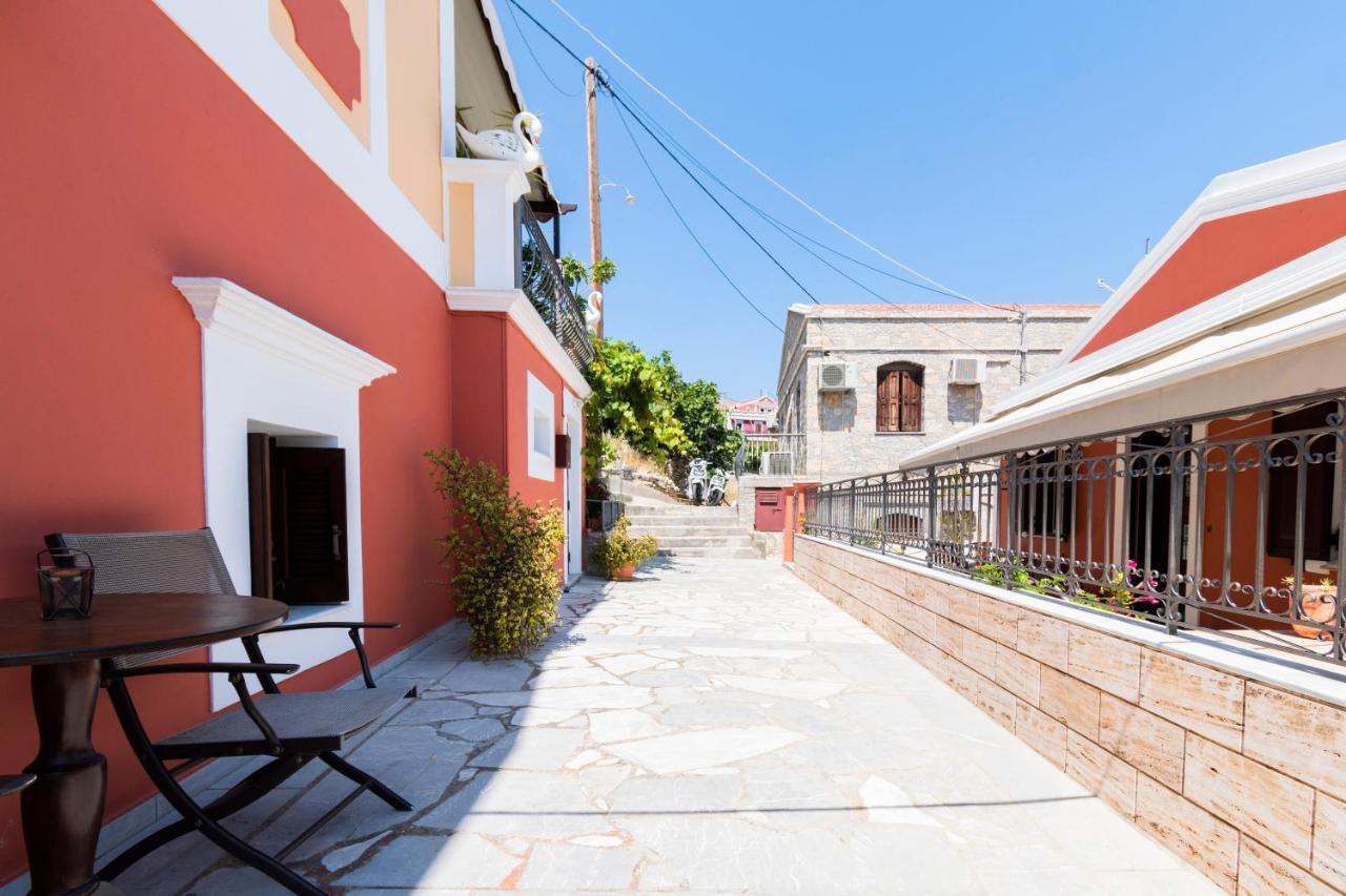Eirini Apartment Symi Exterior photo